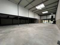 logistics - Activités / Bureaux À Louer - gallery thumbnail - 5