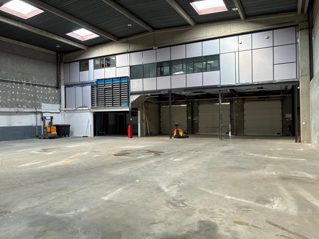 logistics - Entrepôt / Bureaux À Vendre - gallery - 5