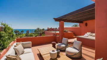living - 206m² penthouse with 125m² terrace for sale in New Golden Mile - featured