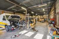 logistics - Light Industrial Premises / Offices For Sale - gallery thumbnail - 8