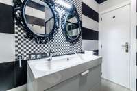 living - 100m² apartment for sale in Arapiles, Madrid - gallery thumbnail - 10
