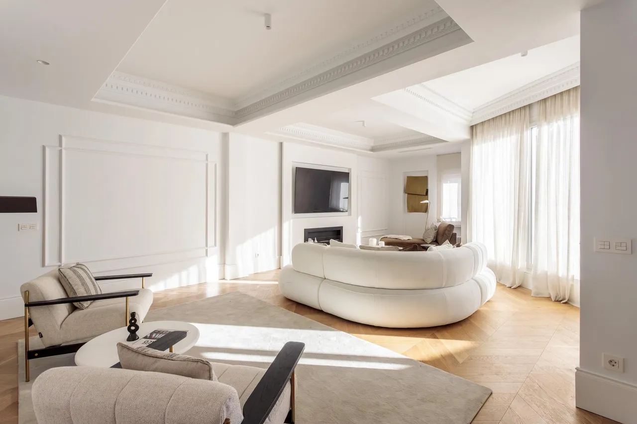 living - Piso de 260m² en venta en Castellana, Madrid - gallery - 5