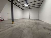 logistics - Light Industrial Premises / Offices For Rent - gallery thumbnail - 1