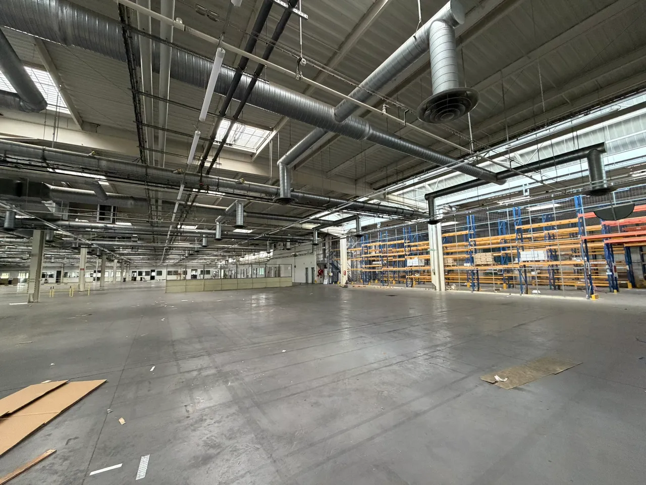 logistics - Warehouse / Offices For Rent - gallery - 5