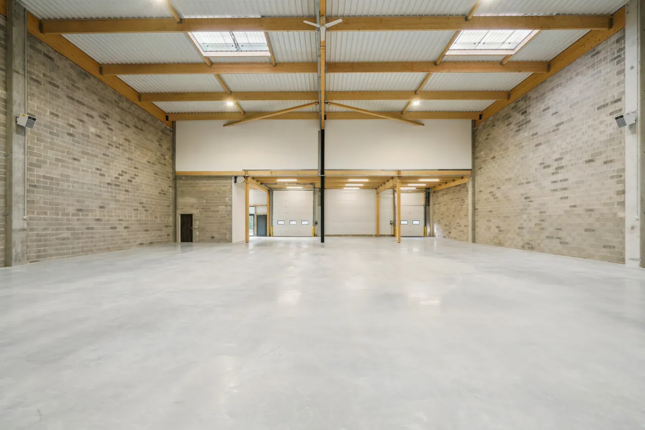 logistics - Activités / Bureaux À Louer - gallery - 3