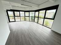 logistics - Activités / Bureaux À Louer - gallery thumbnail - 6