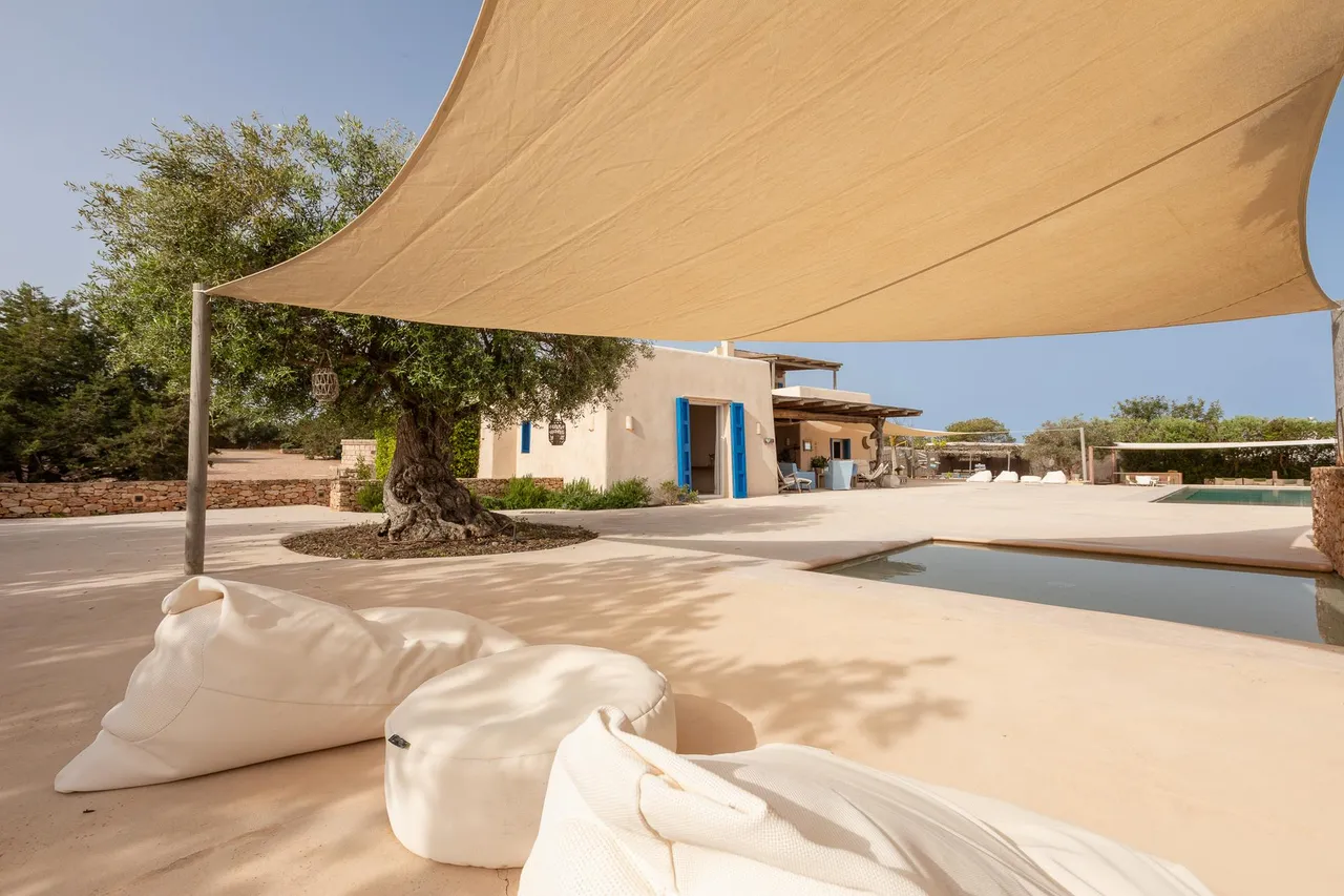 living - Casa / villa de 585m² en venta en Formentera - gallery - 7