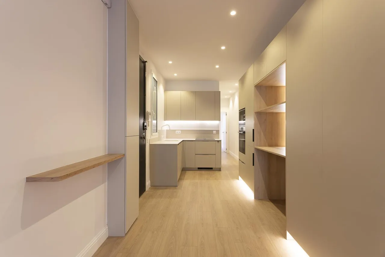 living - Piso de 84m² en venta en Eixample Derecho, Barcelona - gallery - 5