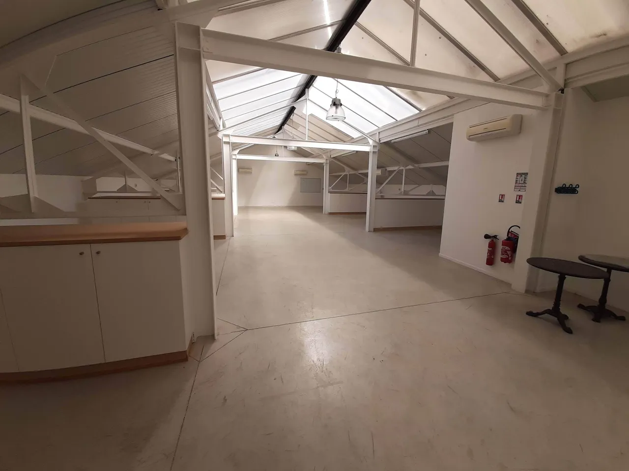 logistics - Light Industrial Premises / Offices For Sale - gallery - 3