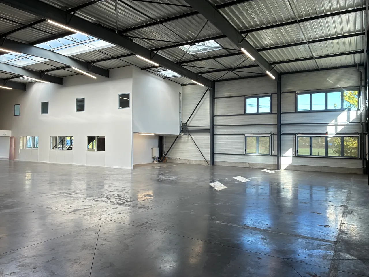 logistics - Activités / Bureaux À Louer - gallery - 5
