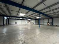 logistics - Activités / Bureaux À Louer - gallery thumbnail - 4
