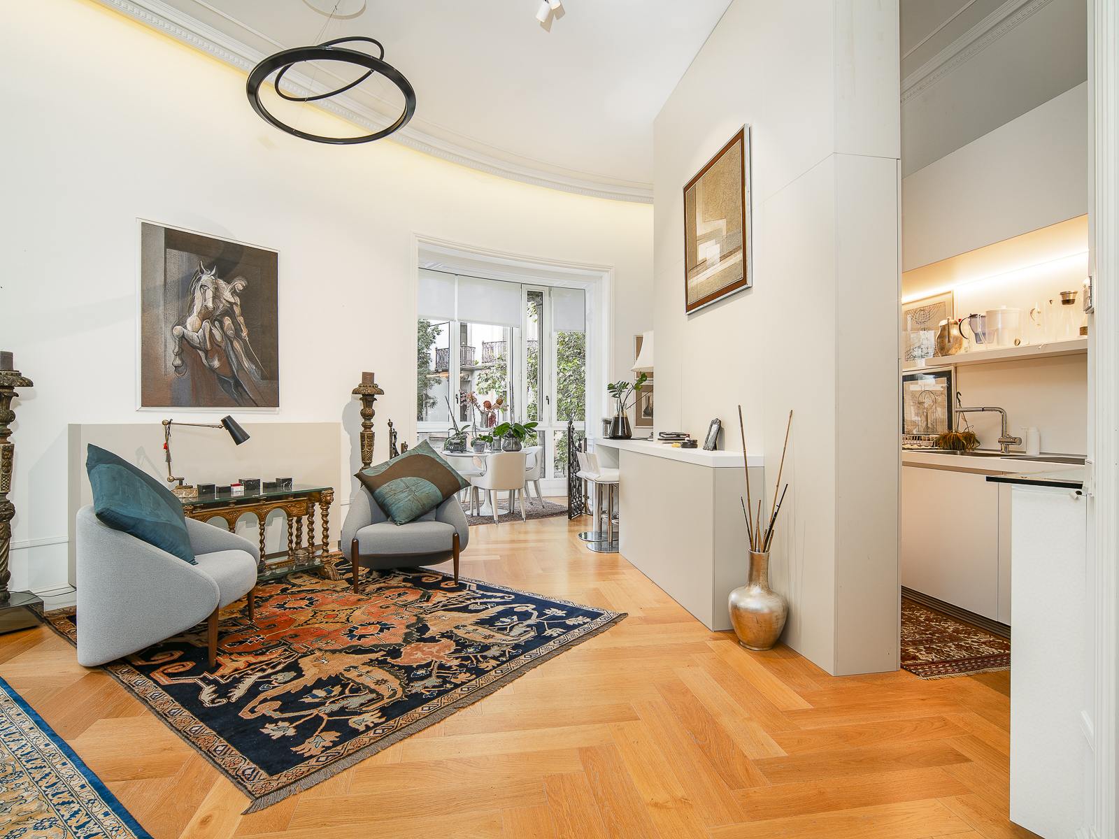 living - Piso de 134m² con 26m² terraza en venta en Eixample Derecho - gallery thumbnail - 5