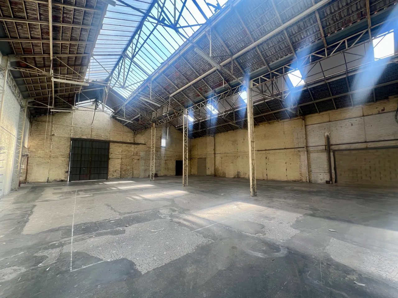 logistics - Activités / Bureaux À Louer - gallery - 2
