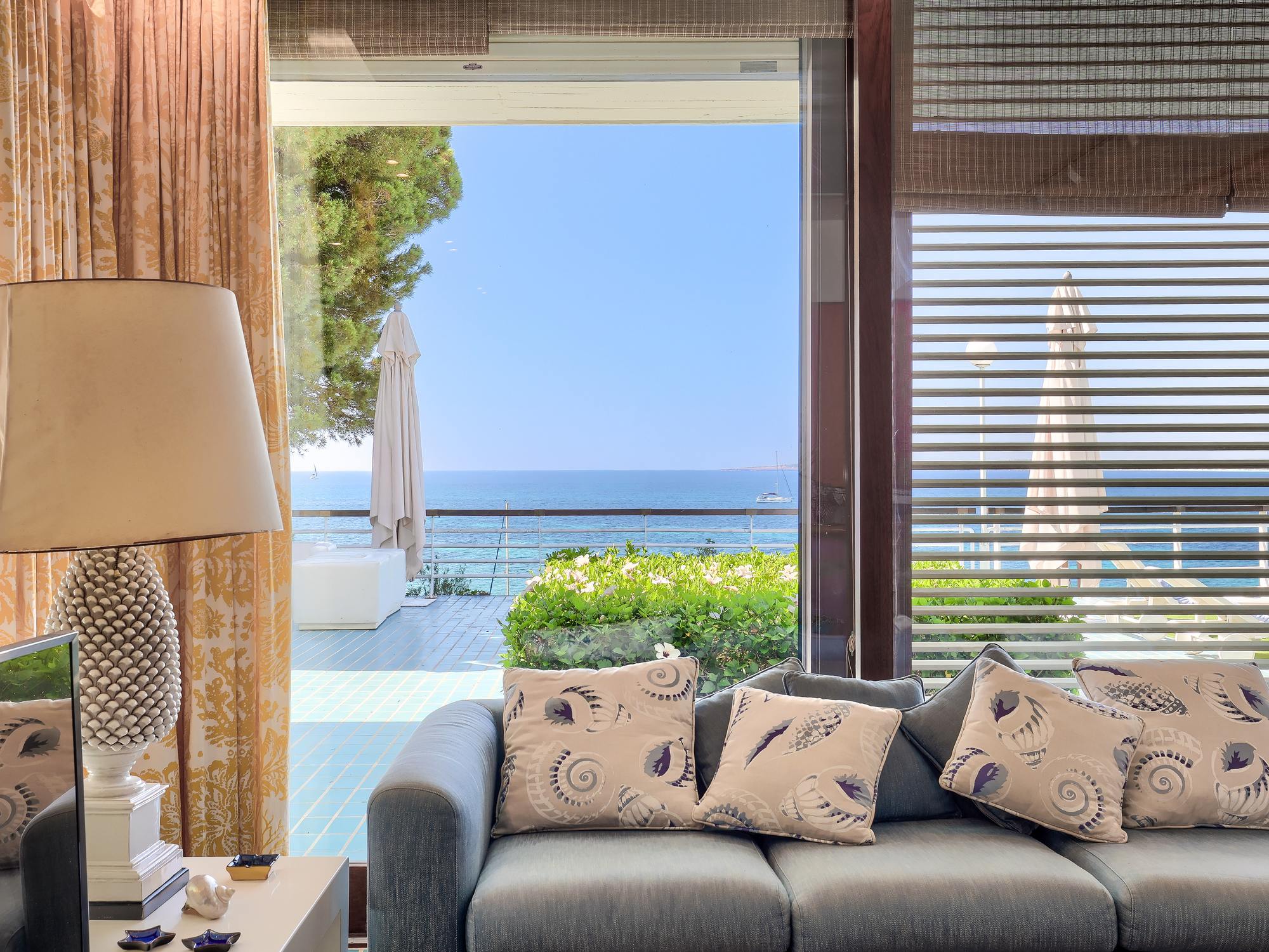 living - Casa / villa de 1,146m² en venta en Capdepera - gallery thumbnail - 9