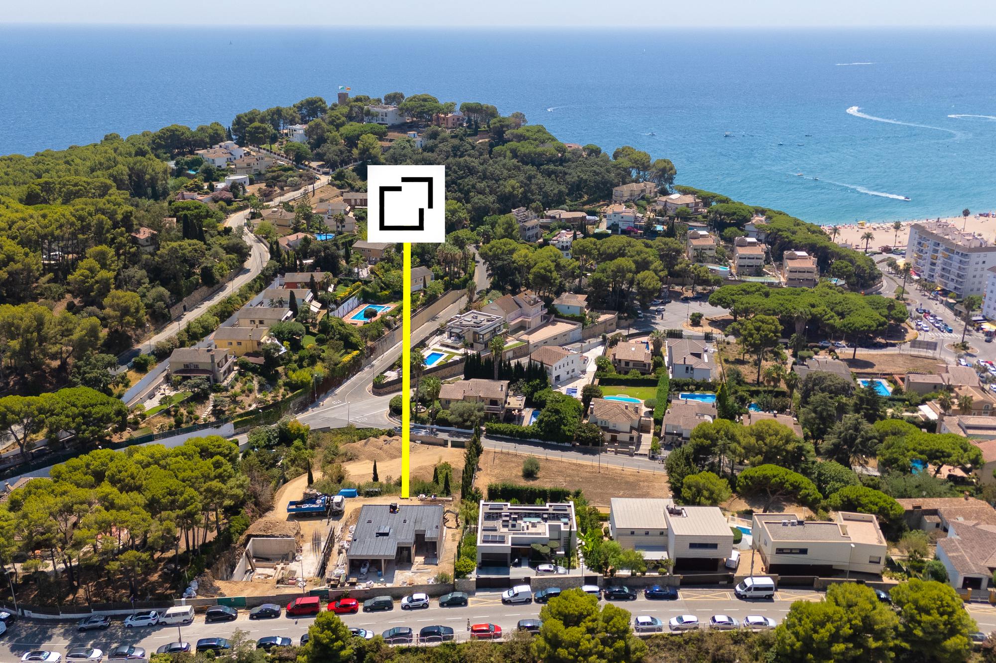 living - 361m² plot for sale in Lloret de Mar, Costa Brava - gallery thumbnail - 1