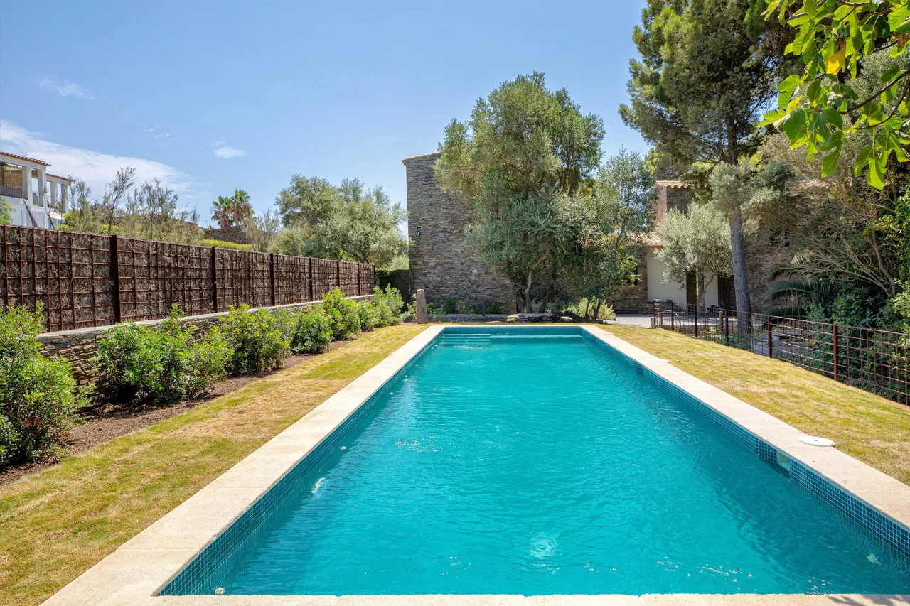 living - 393m² house / villa with 850m² garden for sale in Cadaqués - gallery - 2