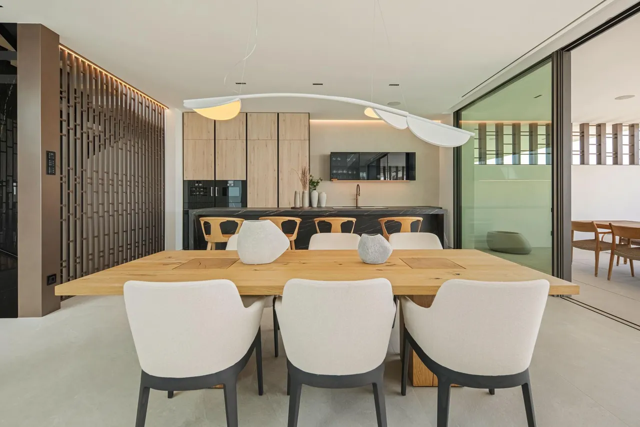living - 373m² house / villa with 240m² terrace for sale in Golden Mile - gallery - 7