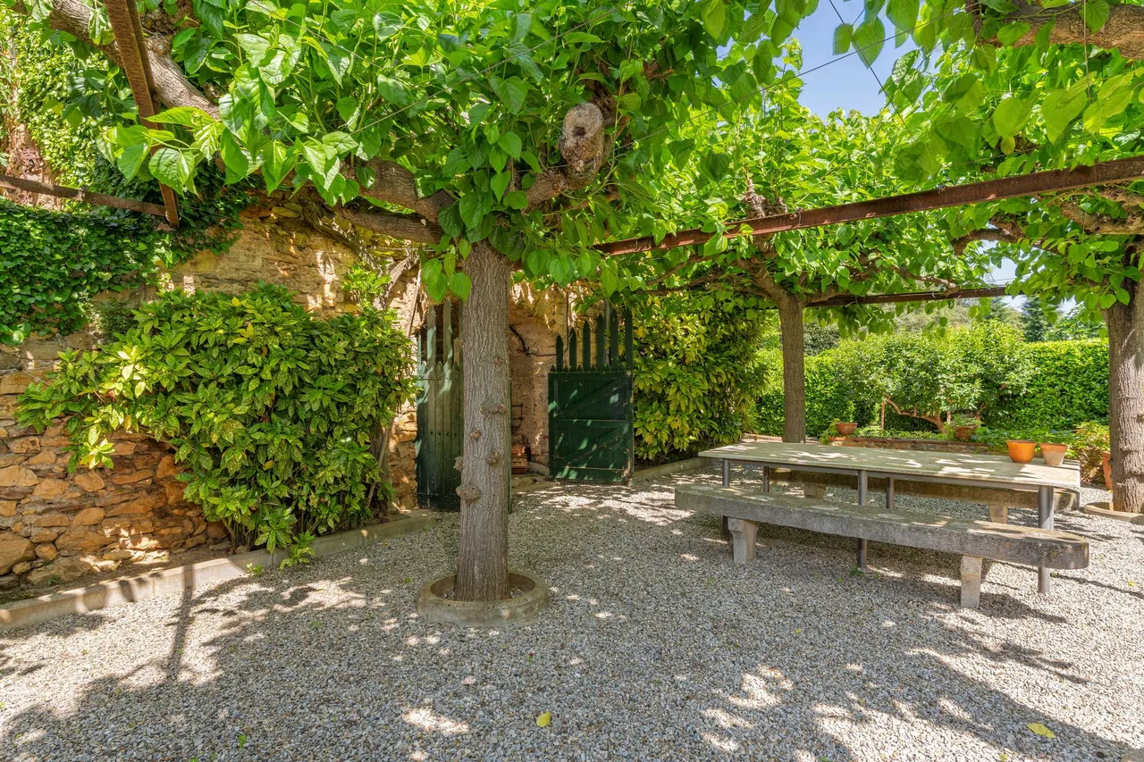 living - Casa rural de 480m² en venta en Baix Empordà, Girona - gallery - 8