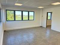 logistics - Activités / Bureaux À Louer - gallery thumbnail - 7