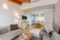 living - Piso de 75m² en venta en Barri Vell, Girona - gallery thumbnail - 2