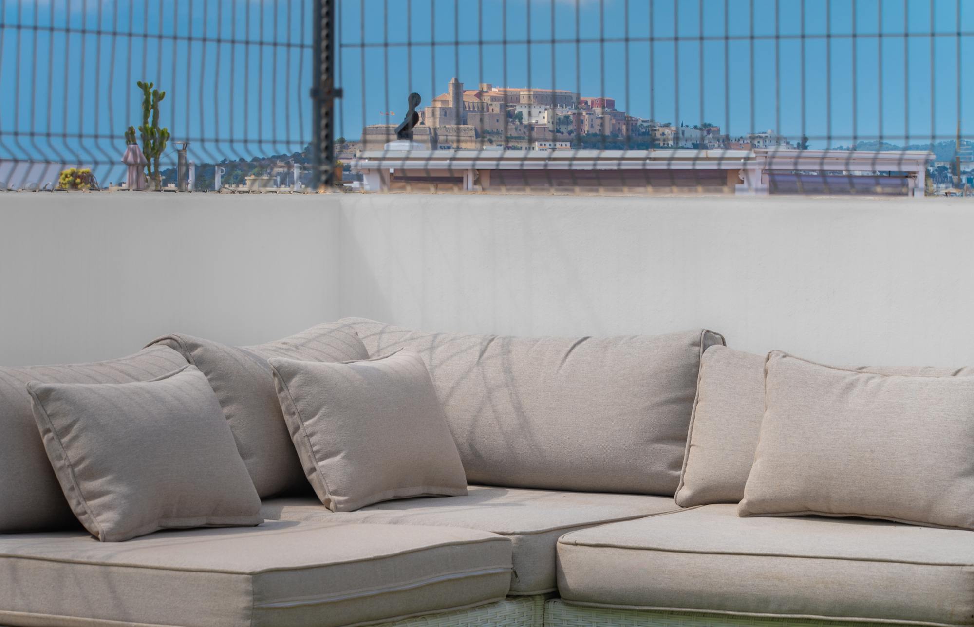 living - Piso de 120m² en venta en Santa Eulalia, Islas Baleares - featured
