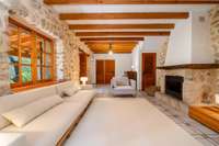 living - 139m² country house with 2,159m² garden for rent in Mancor de la Vall - gallery thumbnail - 8