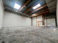 logistics - Light Industrial Premises / Offices For Rent - gallery thumbnail - 8