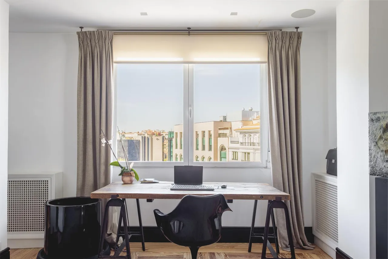 living - 375m² apartment for rent in Castellana, Madrid - gallery - 8