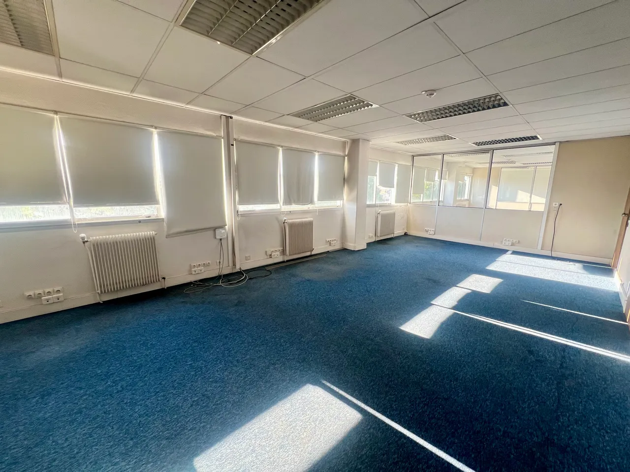 logistics - Entrepôt / Bureaux À Louer - gallery - 6