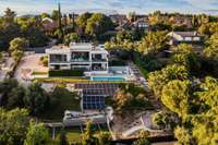 living - Casa / villa de 470m² en venta en Las Rozas, Madrid - gallery thumbnail - 3