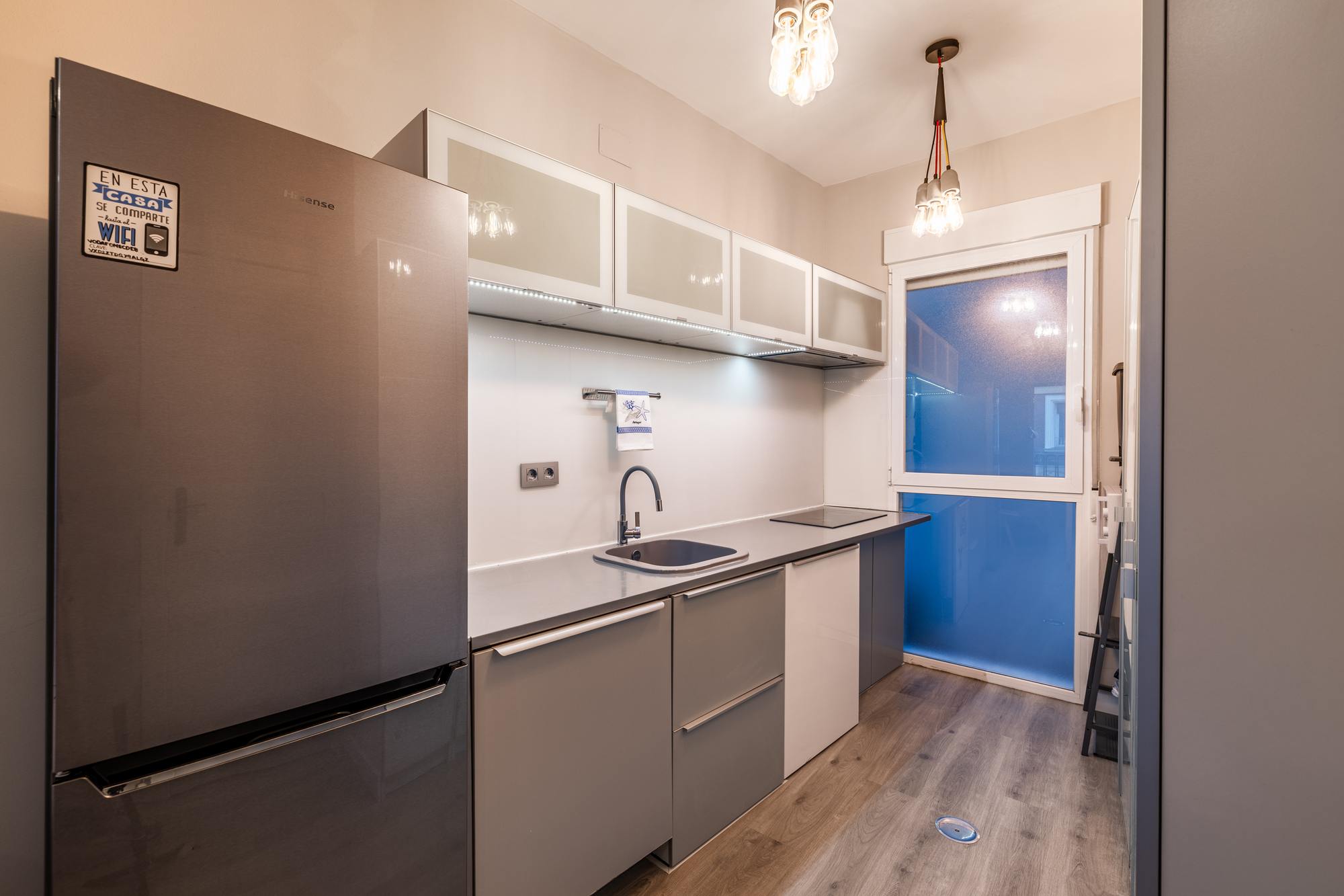 living - Piso de 100m² en venta en Arapiles, Madrid - gallery thumbnail - 5