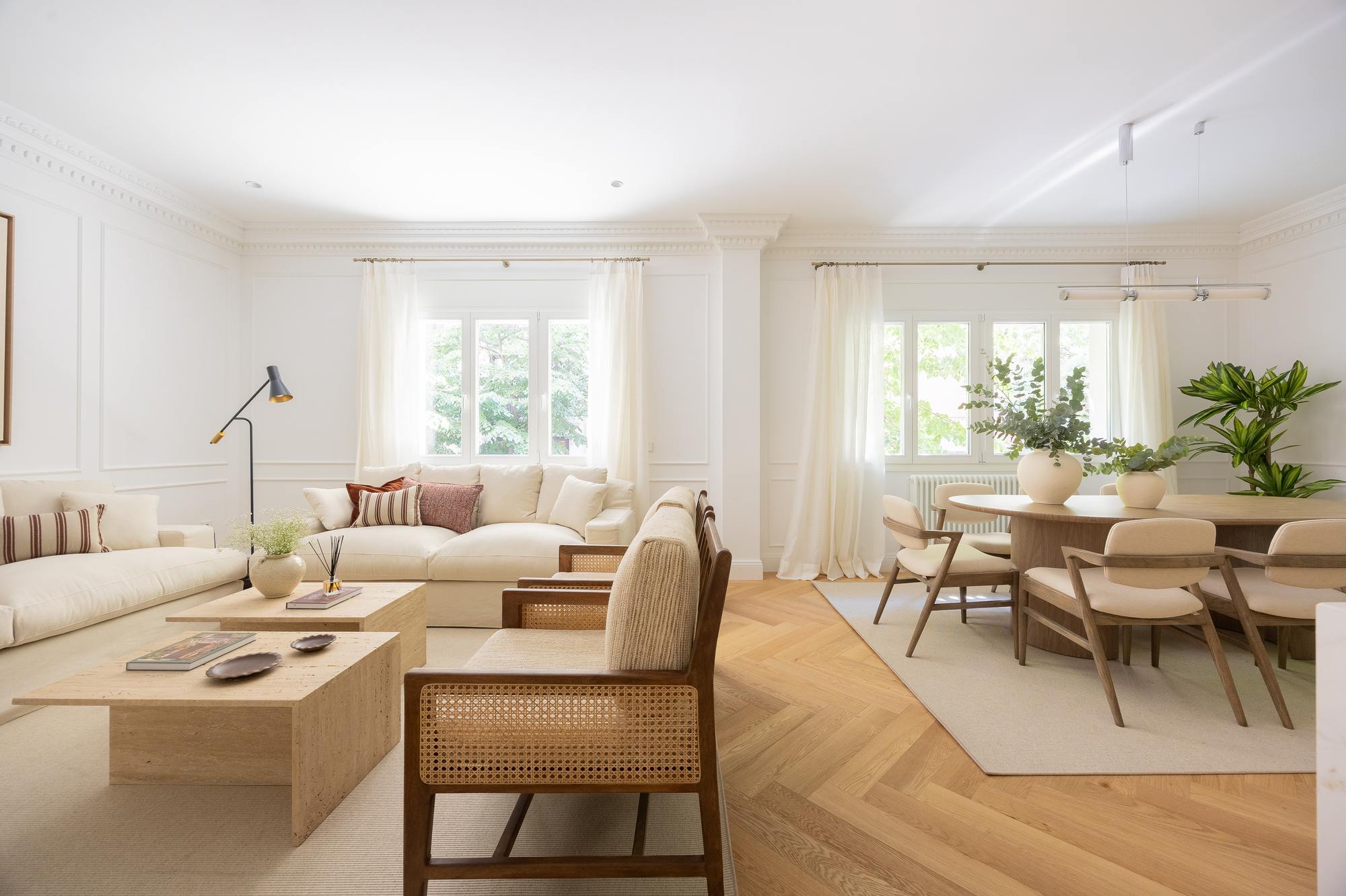 living - Piso de 161m² en venta en Castellana, Madrid - gallery thumbnail - 1