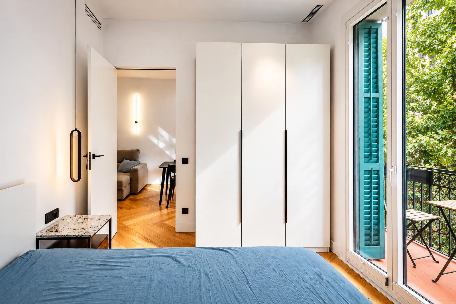 living - 66m² apartment for sale in Eixample Right, Barcelona - gallery thumbnail - 8