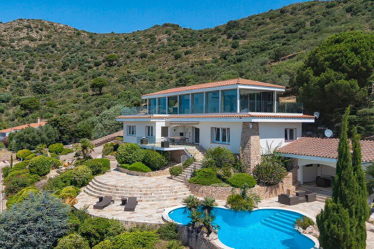 living - Casa / villa de 150m² en venta en Bahía de Rosas - gallery - 2