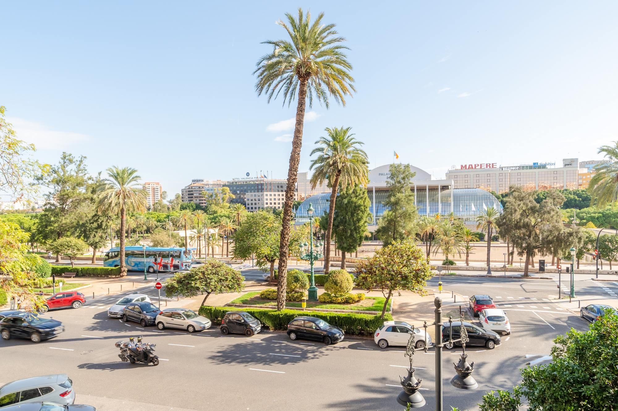 living - 162m² apartment for sale in Gran Vía, Valencia - gallery thumbnail - 7