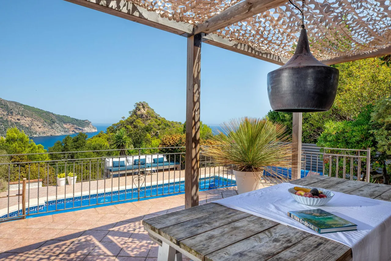 living - Casa / villa de 415m² en venta en Aiguablava, Costa Brava - gallery - 2