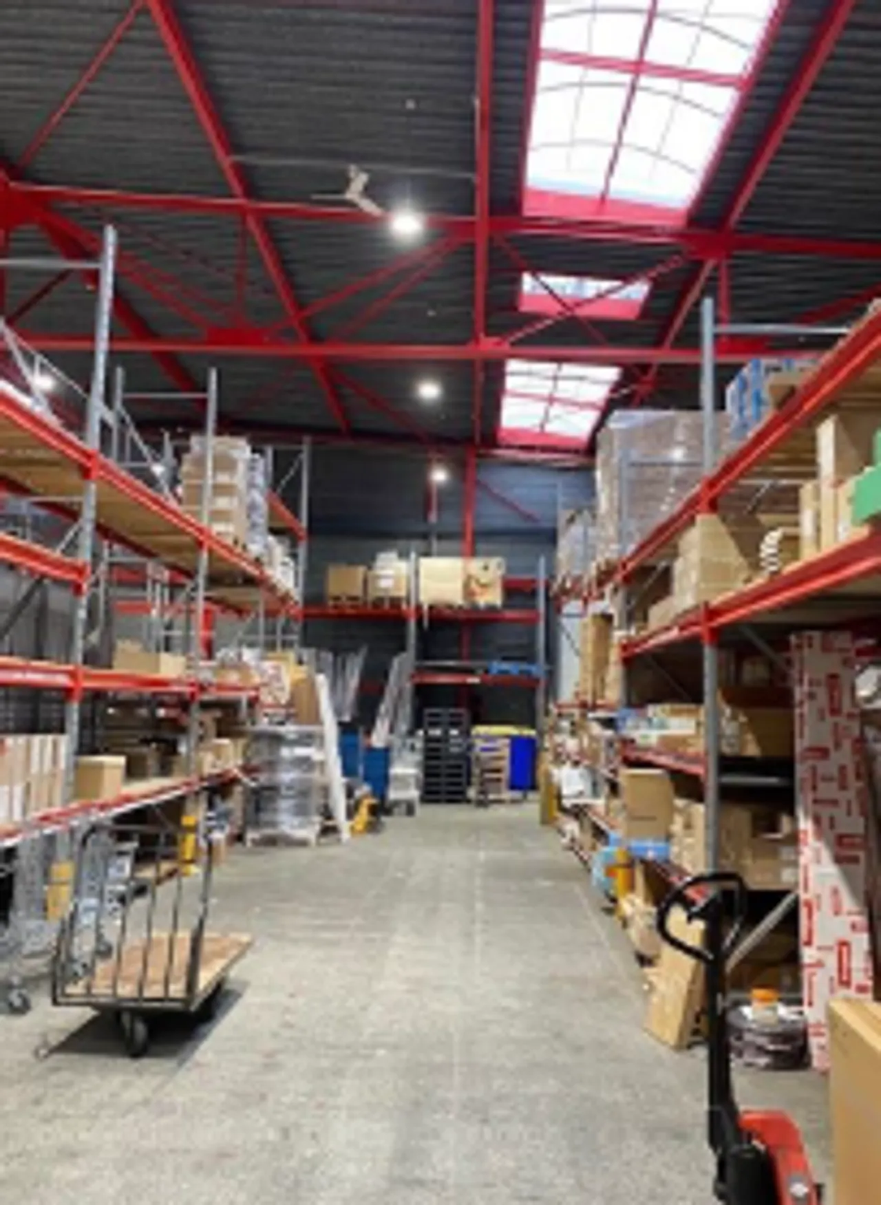 logistics - Warehouse / Offices For Rent - gallery - 5