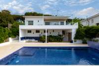 living - 224m² house / villa for sale in Vallromanes, Barcelona - gallery thumbnail - 2