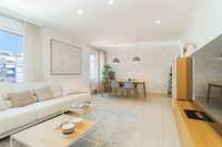 living - Piso de 112m² en venta en Eixample Izquierdo, Barcelona - gallery thumbnail - 1