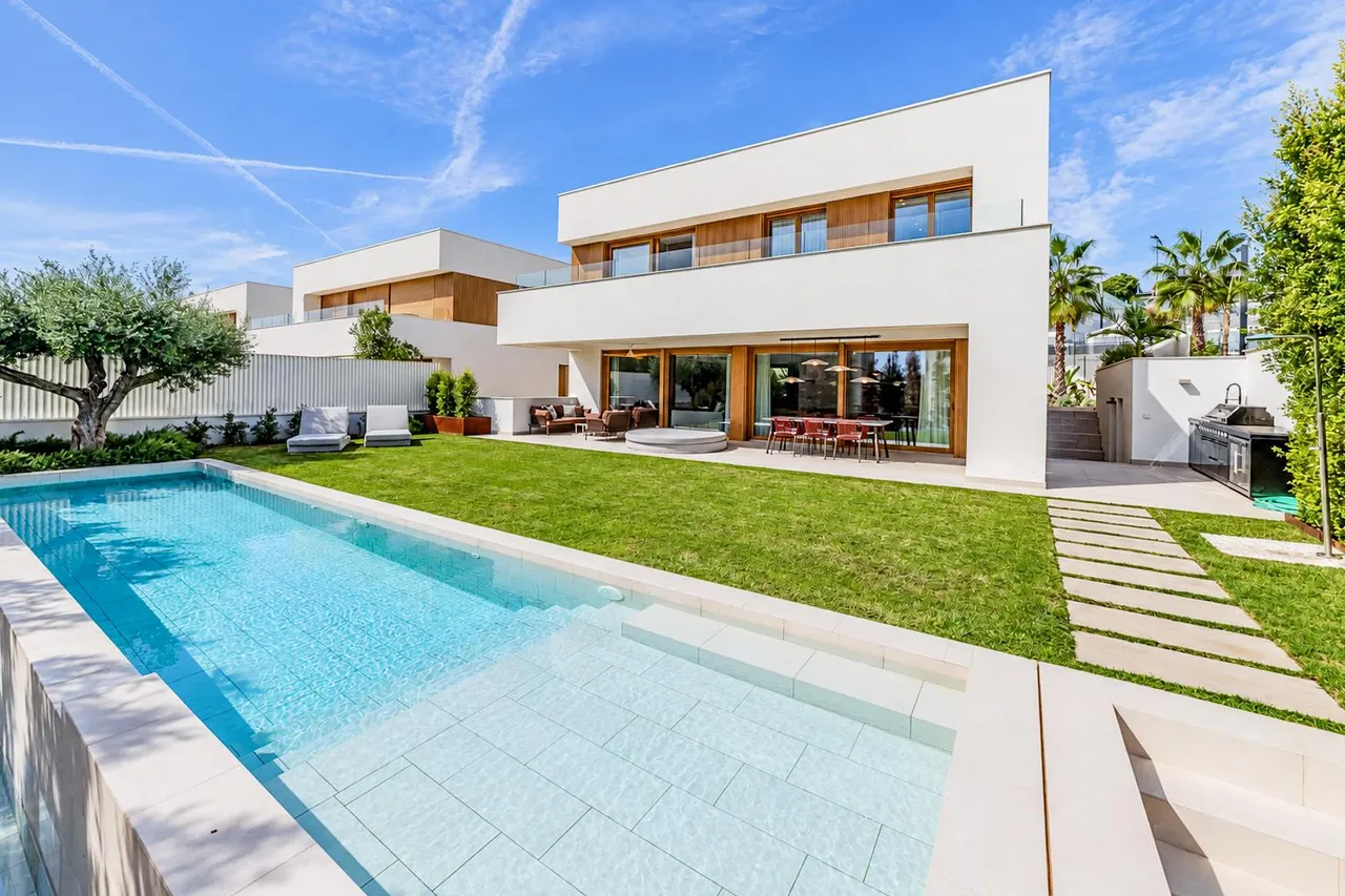 living - Casa / villa de 480m² con 234m² de jardín en venta en Vallpineda - gallery - 2