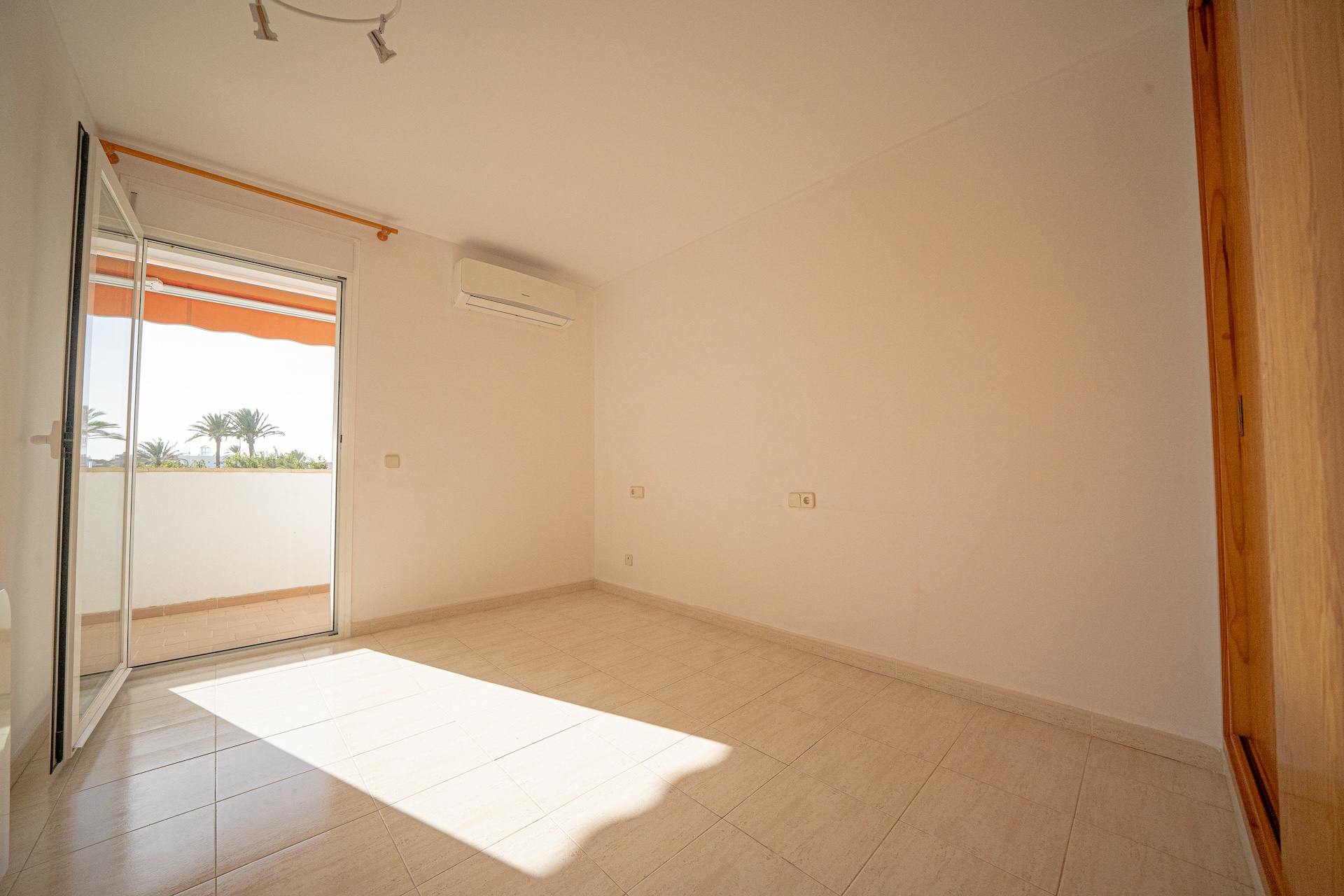 living - 82m² apartment for sale in Palma de Mallorca - gallery thumbnail - 9