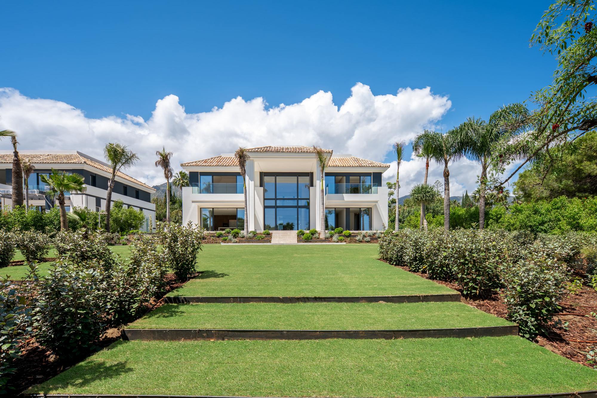 living - Casa / villa de 862m² con 202m² terraza en venta en Milla de Oro - gallery thumbnail - 2