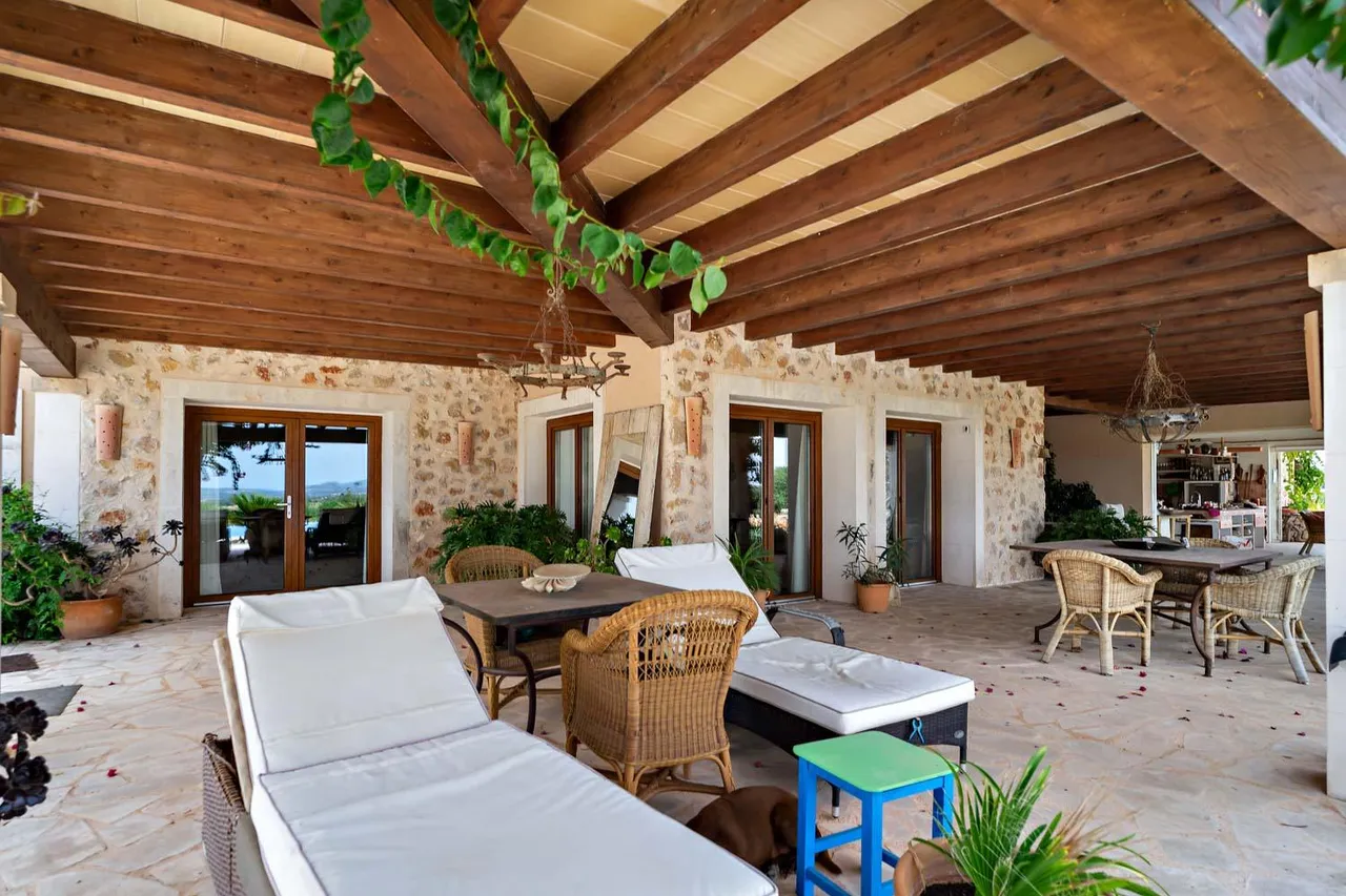 living - 354m² country house for sale in Felanitx, Balearic Islands - gallery - 8