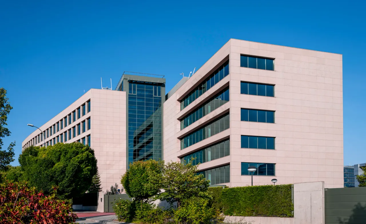 office - Maria de Portugal 3-5 - Oficinas - Dils - gallery - 2