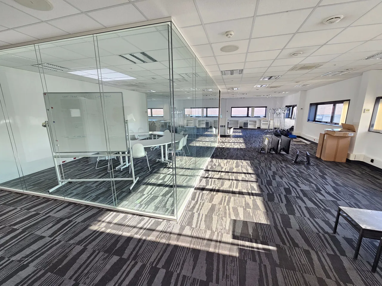 logistics - Activités / Bureaux À Louer - gallery - 3