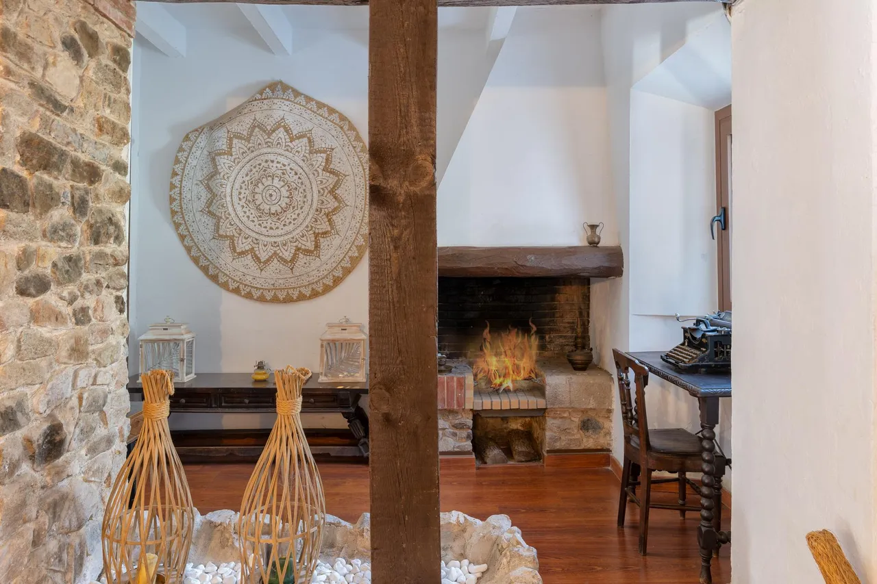 living - 651m² country house for sale in Maresme Inland, Barcelona - gallery - 8
