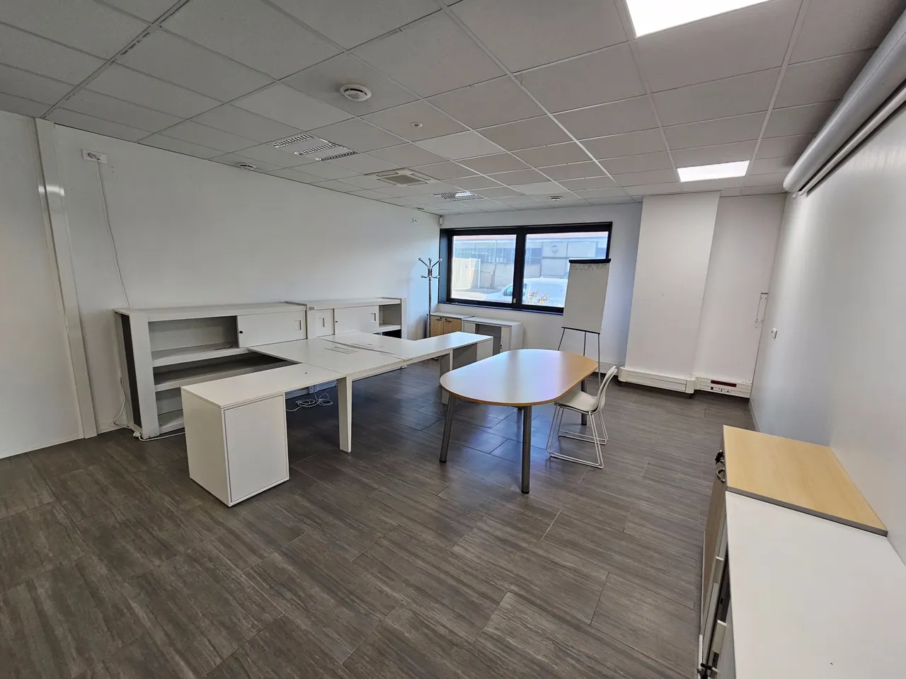 logistics - Activités / Bureaux À Louer - gallery - 10