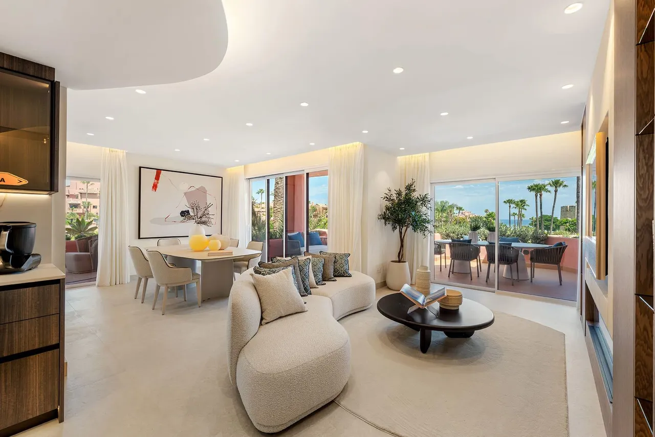 living - 130m² apartment with 67m² terrace for sale in New Golden Mile - gallery - 4