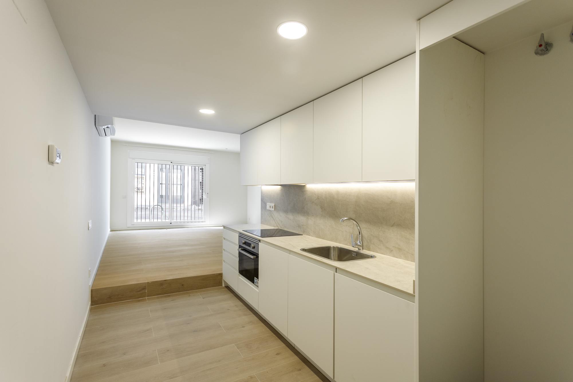 living - Piso de 72m² con 16m² terraza en alquiler en Ventilla - Almenara - gallery - 2