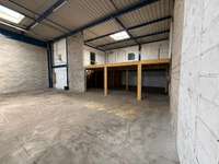 logistics - Light Industrial Premises / Offices For Rent - gallery thumbnail - 4